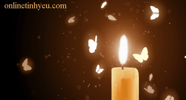 Nhà cô có nến không ạ