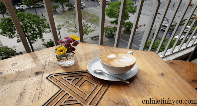 Cà phê trên phố