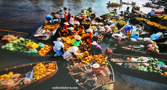 Ghe khẳm mùa xuân